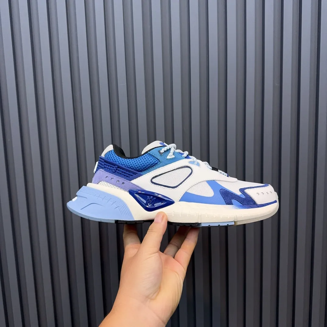 [AMIRI Amir] P: 760💰Size for couples: Female 35-40; Male 39-44; (Customized at 45.46) AMIRI Amir New Autumn and Winter Products New Autumn Latest Catwalk Couple Color Block Bread Casual Sports Shoes Series 〰 Casual fashion style full of details New generation of bone shoes popular classic upgrades Super comfortable and super popular! AUTRY is an exclusive version of AUTRY couple casual shoes from a high street brand in Los Angeles. Many celebrity Internet celebrities have the same style. Chinese new rapper Xiaobai Gali, Wang Yibo, Yang Mi and other Internet celebrity bloggers are competing for their feet. The three-dimensional molded metal logo on the side of the AJ1 shoe is on par with Nike's popular Fog. The heroic value instantly has a bit of punk rock flavor, all showing fashion sense and street style... ▪ Upper: original custom-made cowhide + original custom-made breathable mesh ▪Inner lining: original customized breathable mesh ▪Outsole: original molded two-color TPU rubber combination outsole.